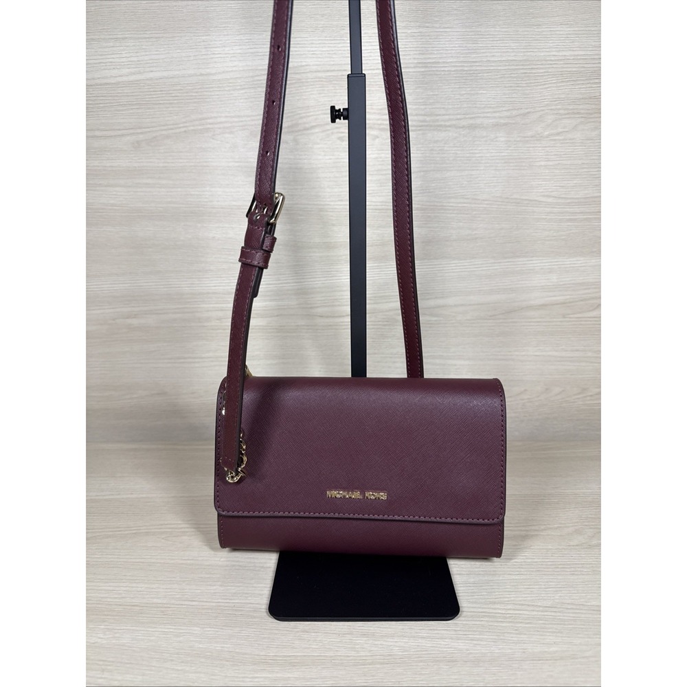 Michael Kors Jet Set Travel Medium Phone Crossbody | Merlot Purple |